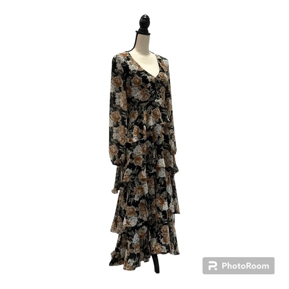 En Saison Tiered Ruffle Maxi Dress - Picture 3 of 7